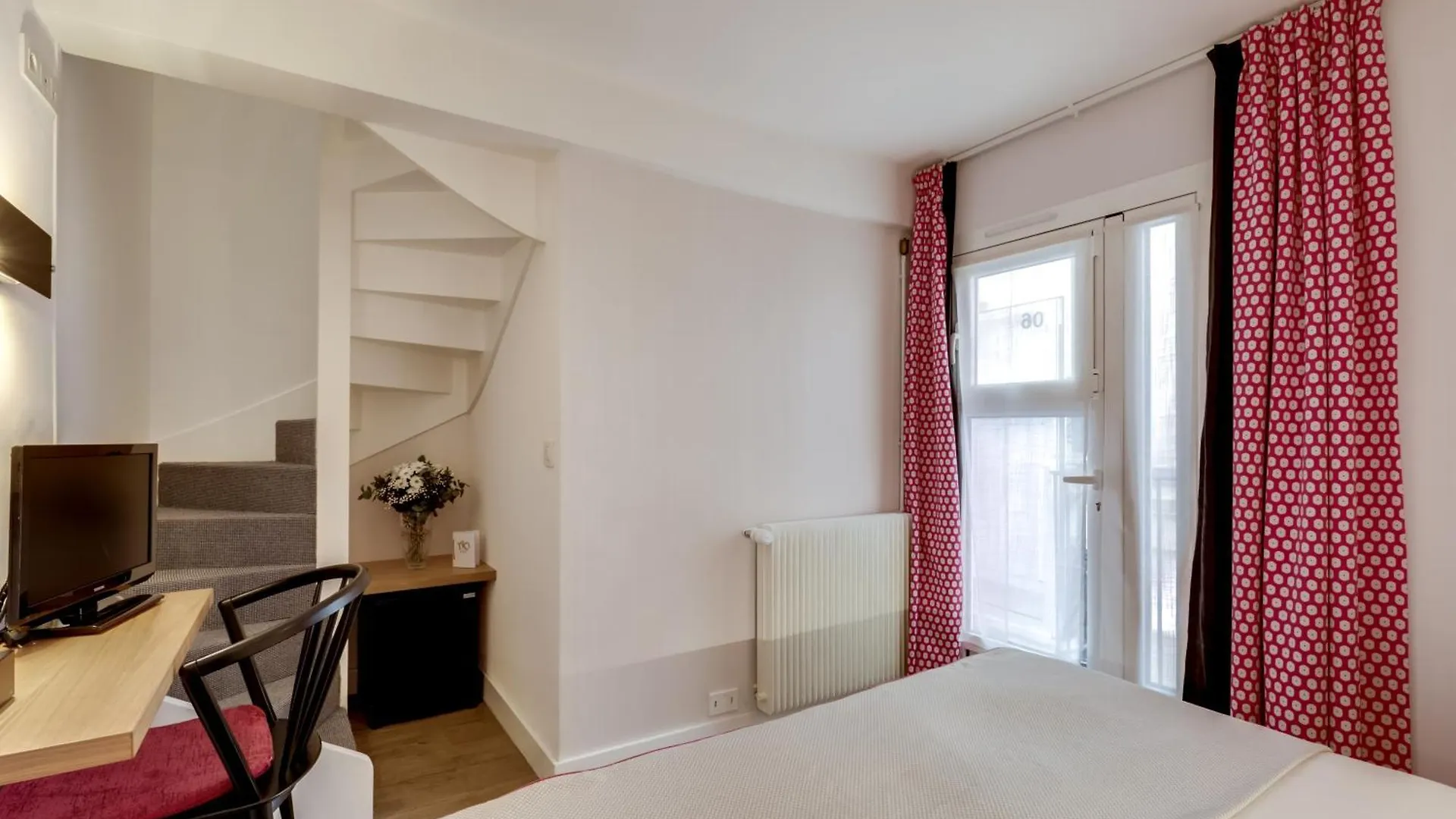 ***  Hotel Alexandrine Opera Paris France